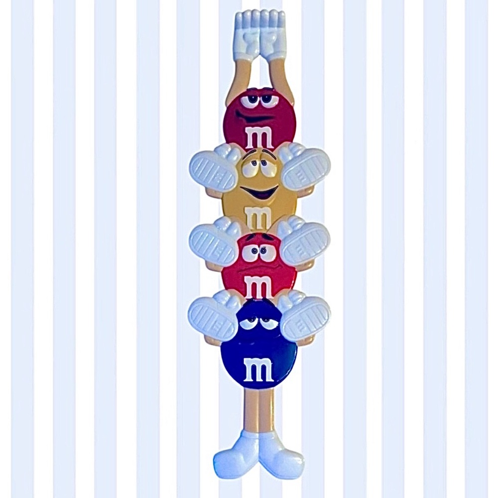 NWT M & M’s Collectible Multi-Character Back Scratcher 14”